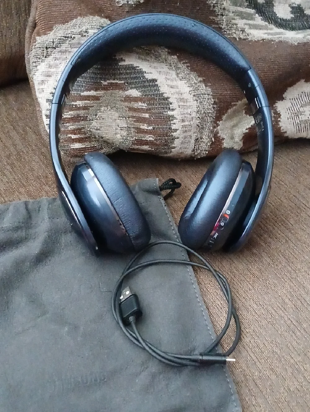 Samsung Level On Wireless Noise Canceling Headphones EN-PN900